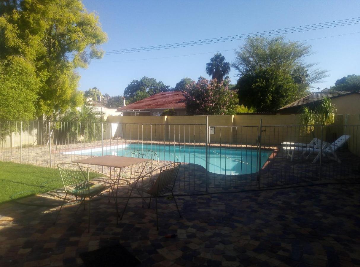 10 On Fairview B&B Paarl Esterno foto